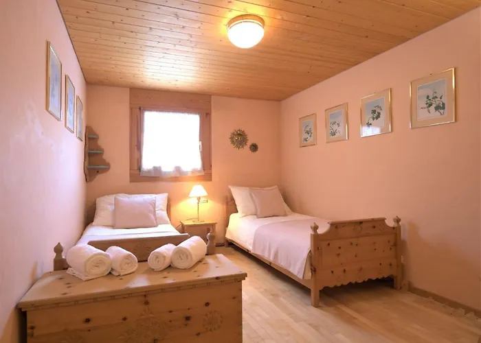 Apartamento Chesa Maurus A5 By Interhome