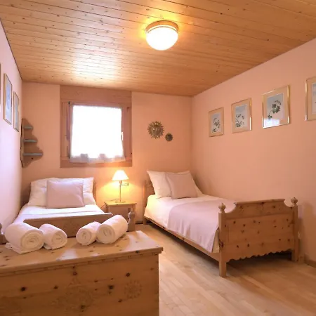 شقة Chesa Maurus A5 By Interhome